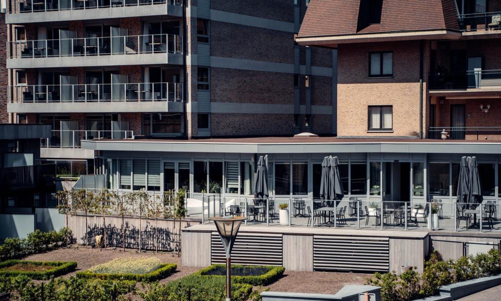 Casino Hotel Koksijde: Penthouse room with large terrace facing south or side sea view.